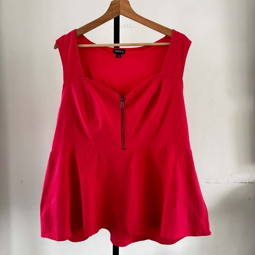 Torrid Red Zip-Front Sleeveless Peplum Top Size 2X